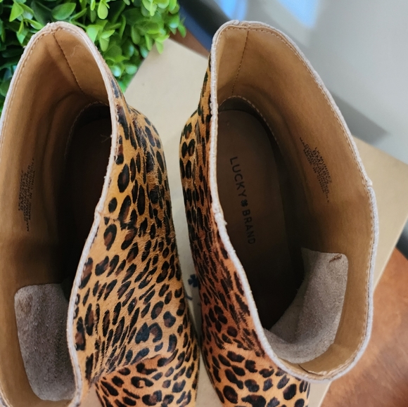 Lucky Brand Boot - Picture 6 of 7